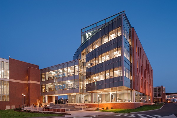 Rochester Institute of Technology đạt nhiều thành tích cao về nghiên cứu khoa học và đào tạo